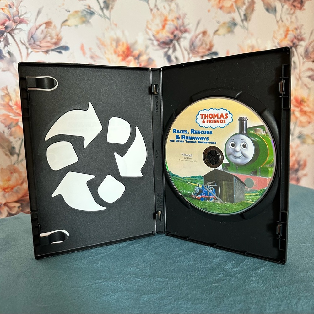 Thomas & Friends DVD - 2009 Races, Rescues & Runaways - Picture 3 of 3